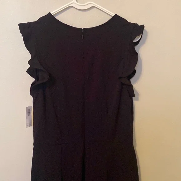 Old Navy Black Sleeveless RuffleTrim Knee-Length Sheath Dress [Size: L] - Picture 3 of 9